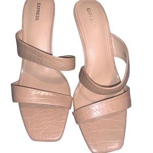 Express tan heels